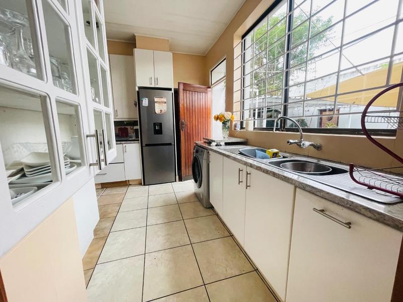 7 Bedroom Property for Sale in Orange Grove Eastern Cape